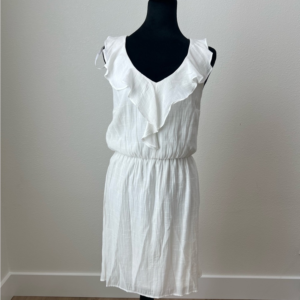 White Ruffle Sleeveless Dress size M